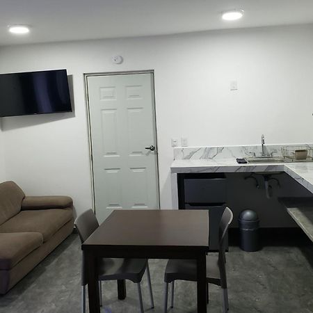 Casa Aura - King Suite With Kitchen And Balcony - 1St Floor Isla Mujeres Eksteriør billede